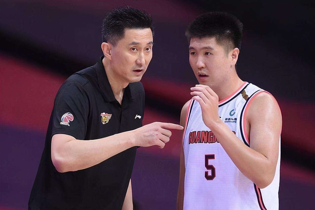 世界杯赛事平台安装-杜锋爱徒加盟NBL,新疆后卫伤势接近郭艾伦,杨舒予成女篮队长
