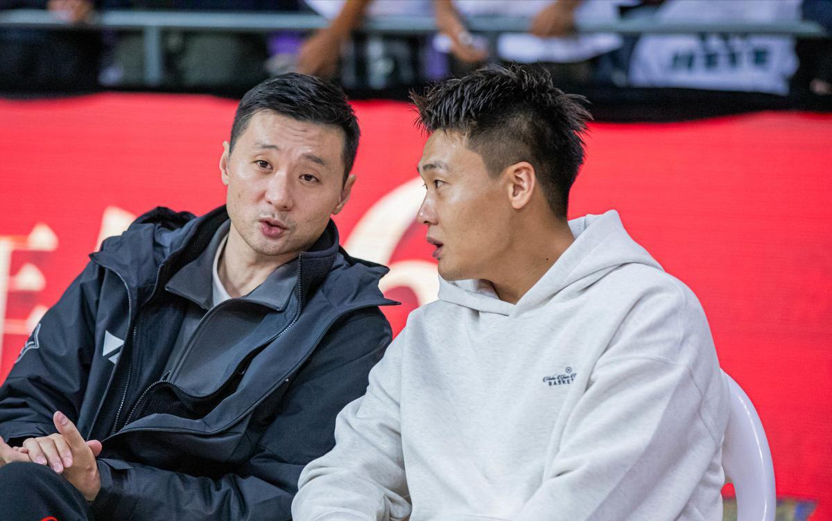 世界杯赛事平台安装-杜锋爱徒加盟NBL,新疆后卫伤势接近郭艾伦,杨舒予成女篮队长